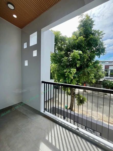 Spacious 1-Bedroom Apartment in Ngu Hanh Son District — photo 4