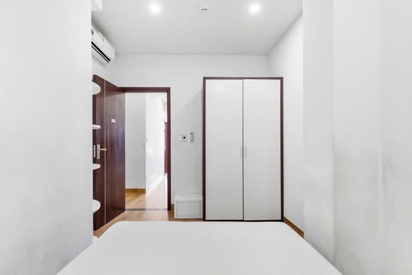 Modern 3-Story House Near Nguyễn Sinh Sắc Street — photo 2