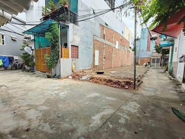 Prime Land Plot for Sale in Da Nang Near Beach — photo 2