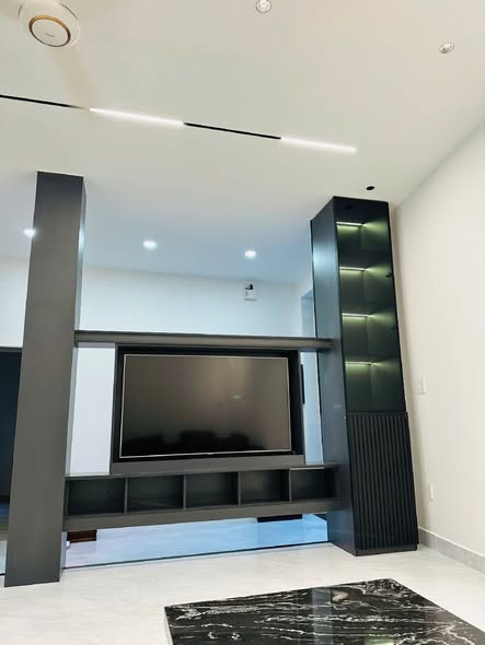 Beautiful Two-Story House with Car Port for Sale in Da Nang — photo 2