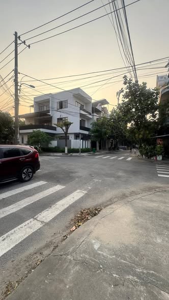 Corner Land Plot for Sale on Le Thiet & Hoa Minh 2 — photo 4