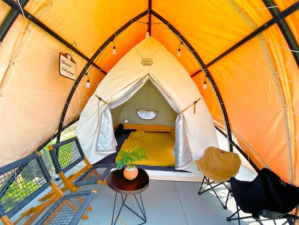 Spacious Homestay Retreat with Pool and Scenic Views — photo 5