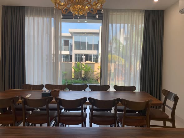 Modern Villa Near Beach with Spacious Garden β photo 2