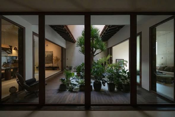 Minimalist Villa near Pham Van Dong Beach for Sale — photo 5