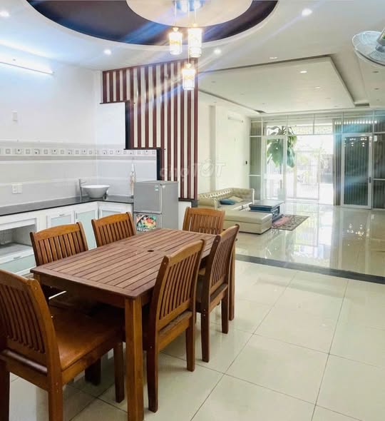 Spacious 3-Story House in Central Da Nang District — photo 2