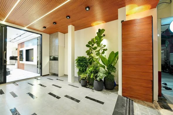 Spacious House Rental in Central Hai Chau District — photo 2