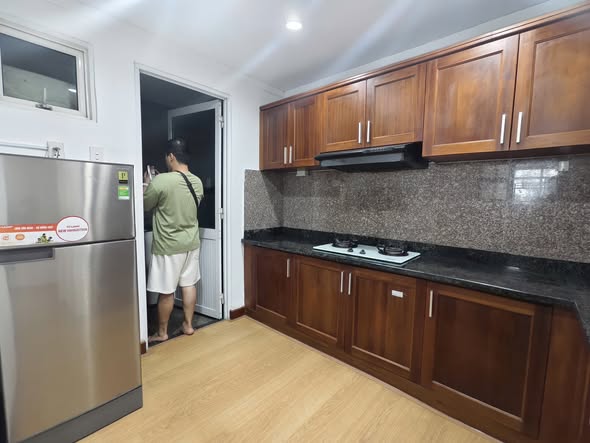 Modern 2-Bedroom Apartment in Central City Location — photo 5