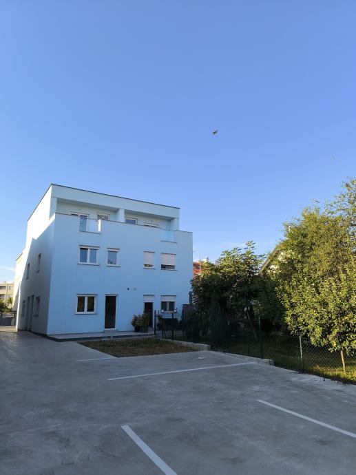 Bjelovar, Frankopanska, 5-sobni stan, 94 m2, NOVOGRADNJA, 2400 eur/m2 (prodaja) — fotografija 3