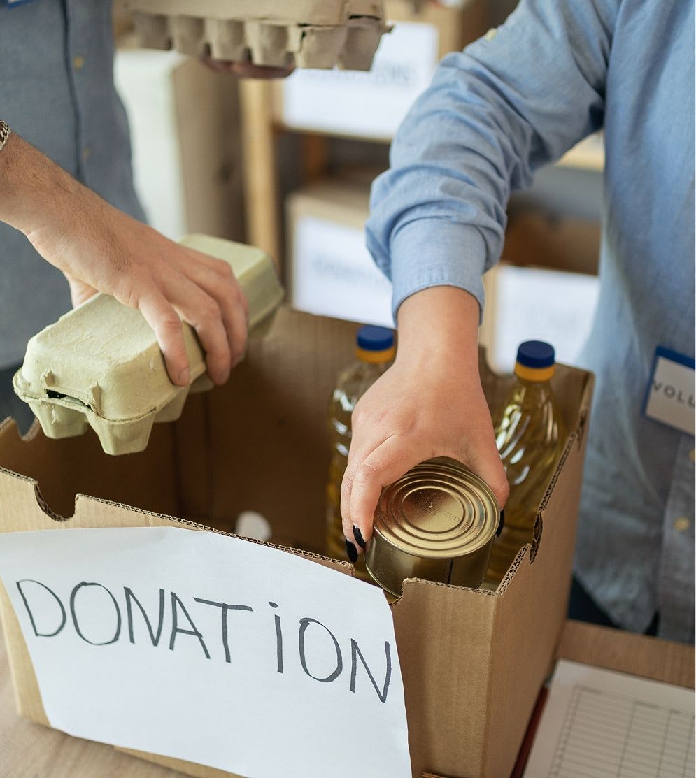 collecting donations for a food drive