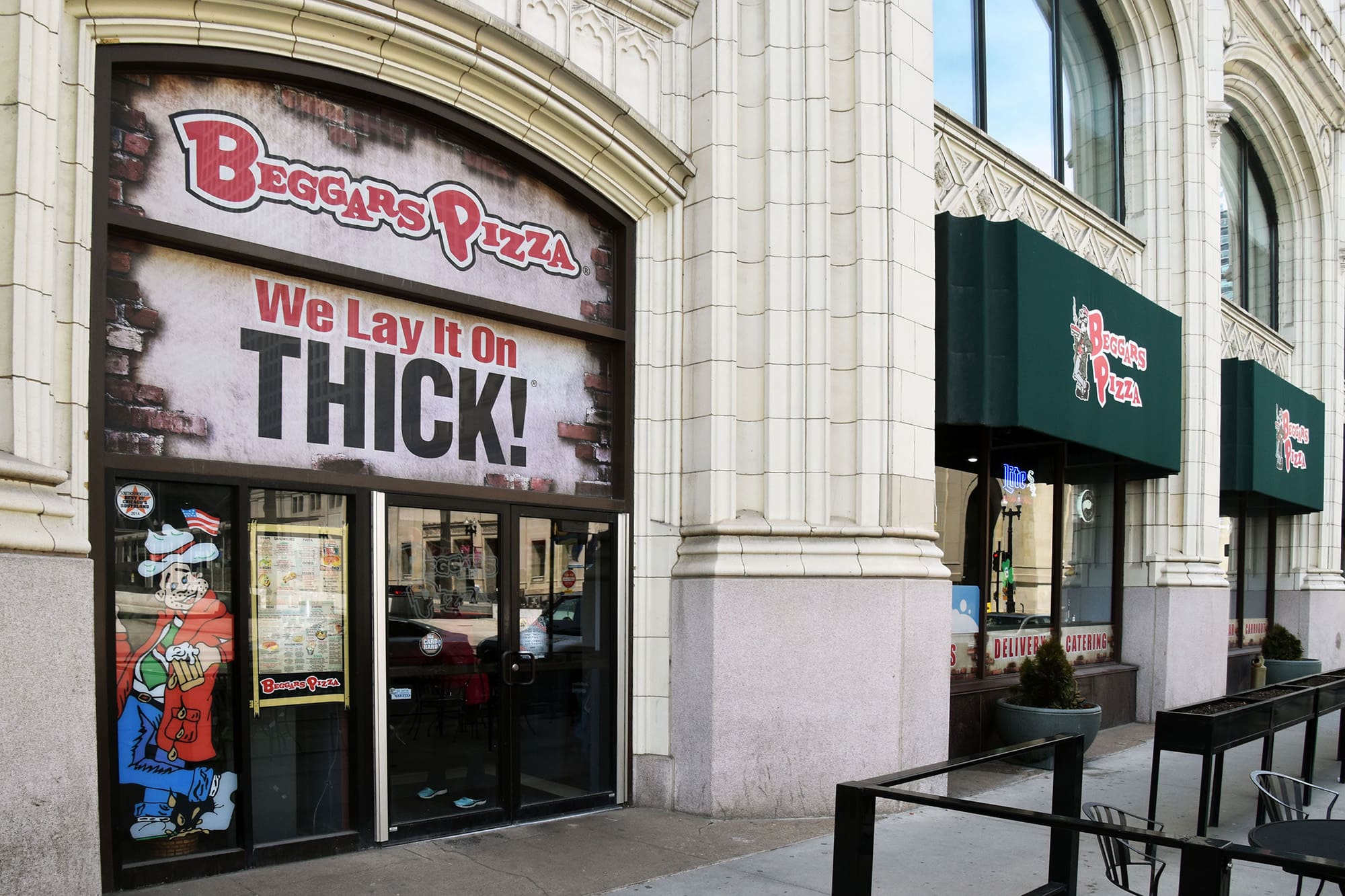 Exterior of Beggars Pizza in Chicago's West Loop