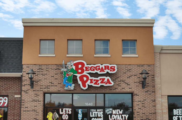 Beggars Pizza storefront in Crown Point, Indiana