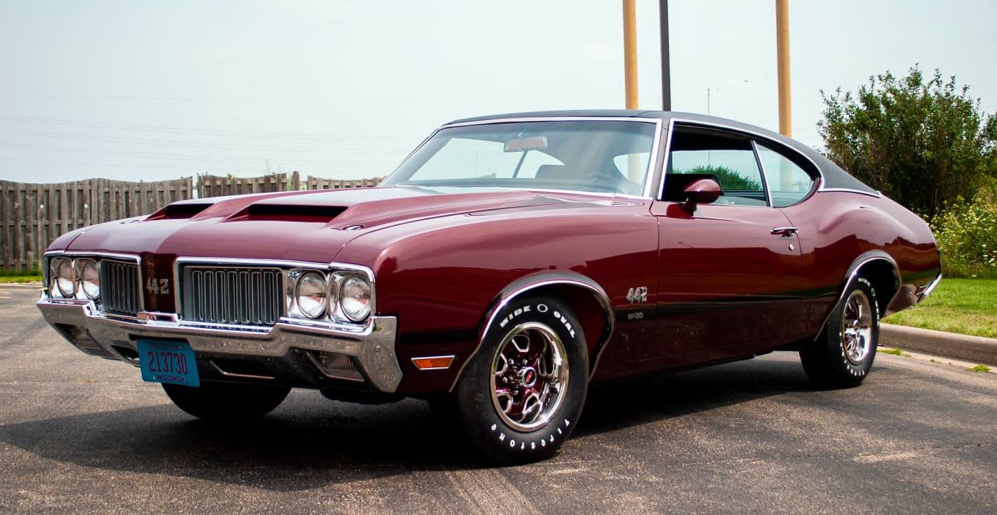 Portfolio_1970_Oldsmobile_primary_07.jpg