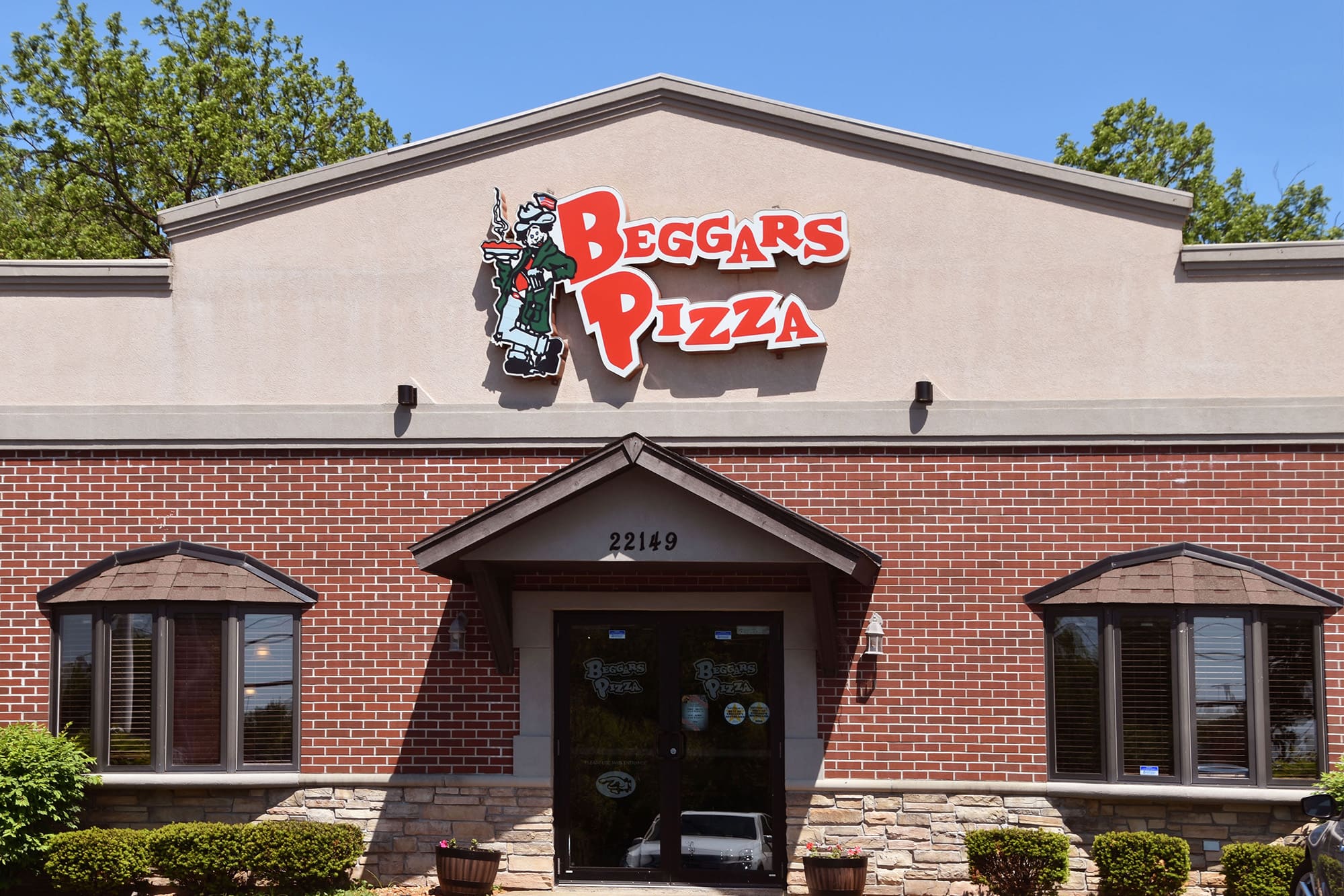 Beggars Pizza