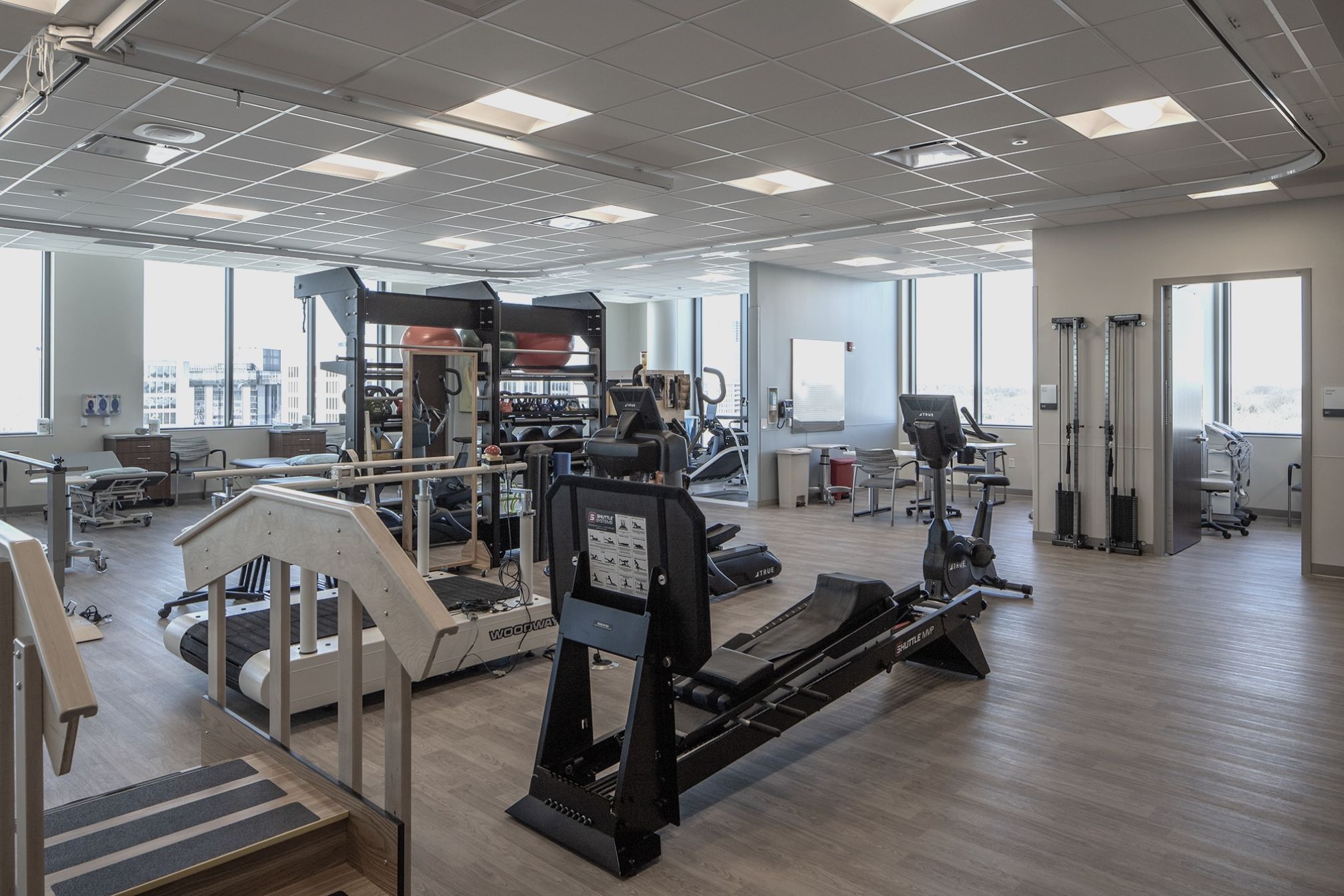 Room with physical therapy equipment.