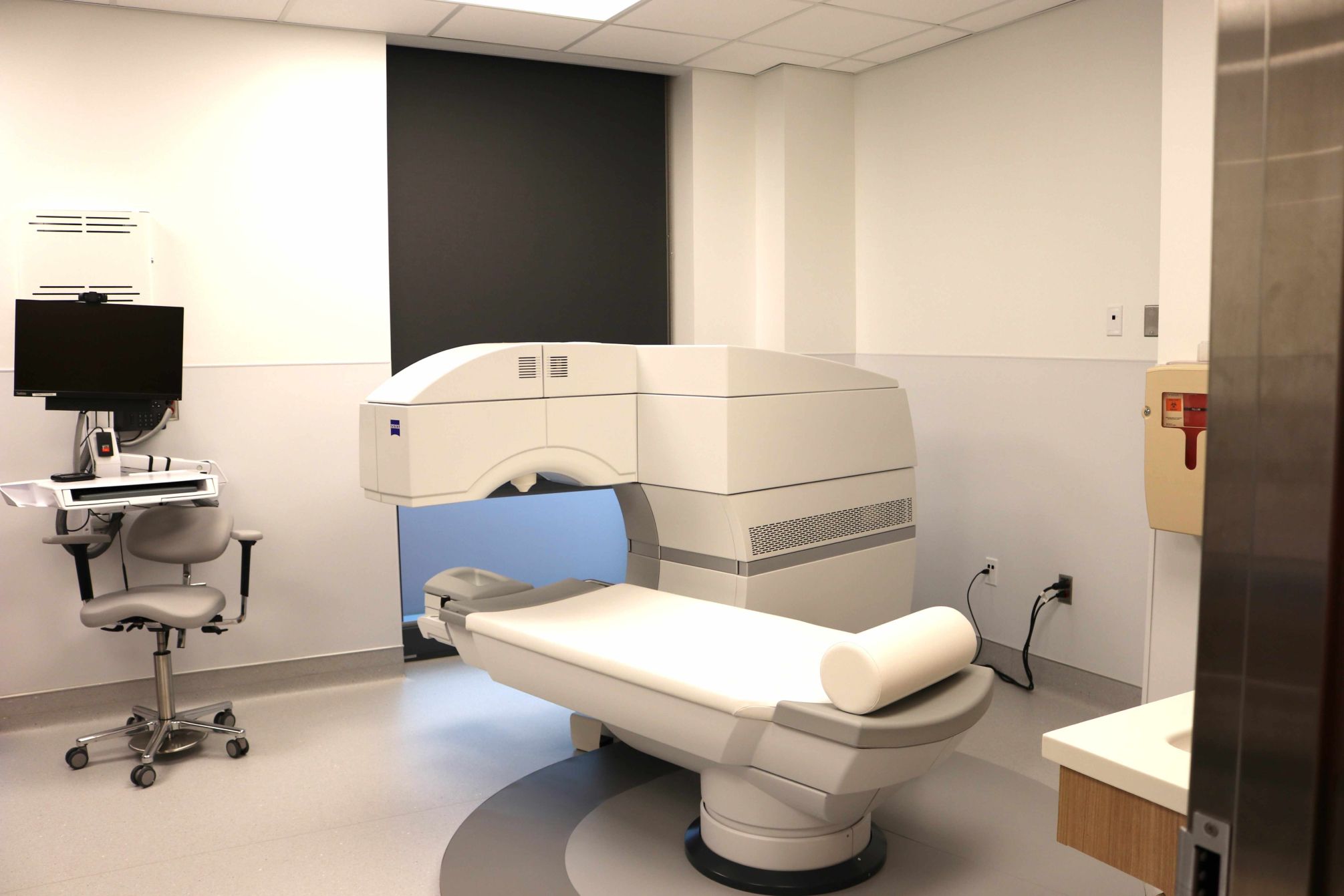 Medical suite with imaging equipment.