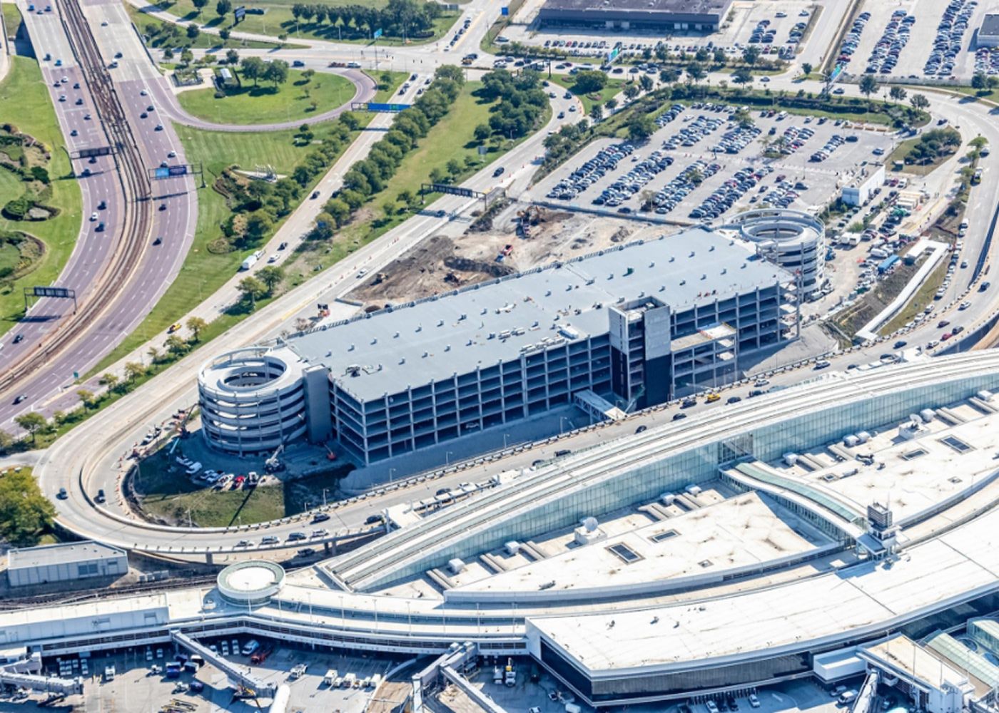 Aerial view of the finished Terminal 5 Parking deck.