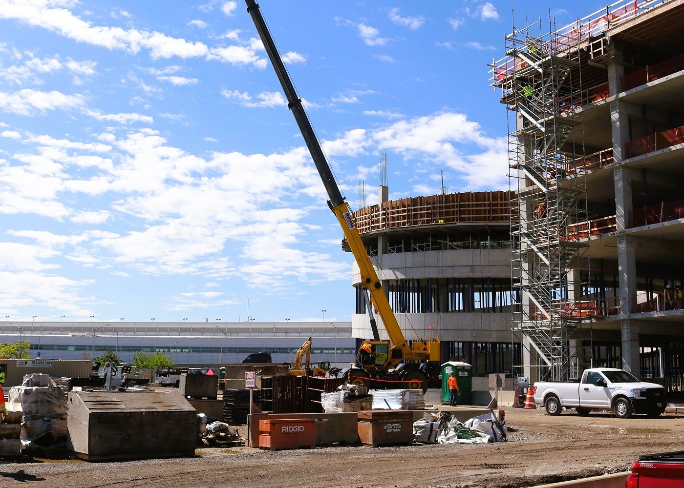 A crane near the construction site.