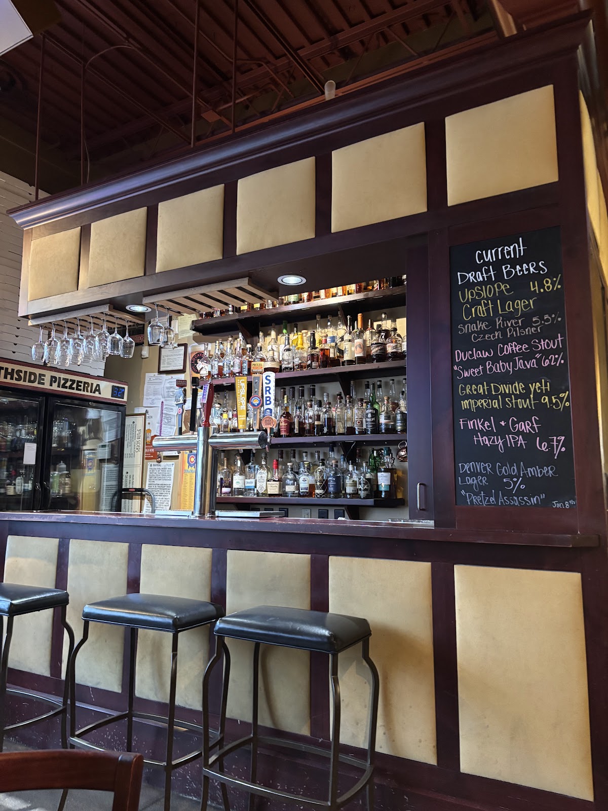 Southside Pizzeria interior