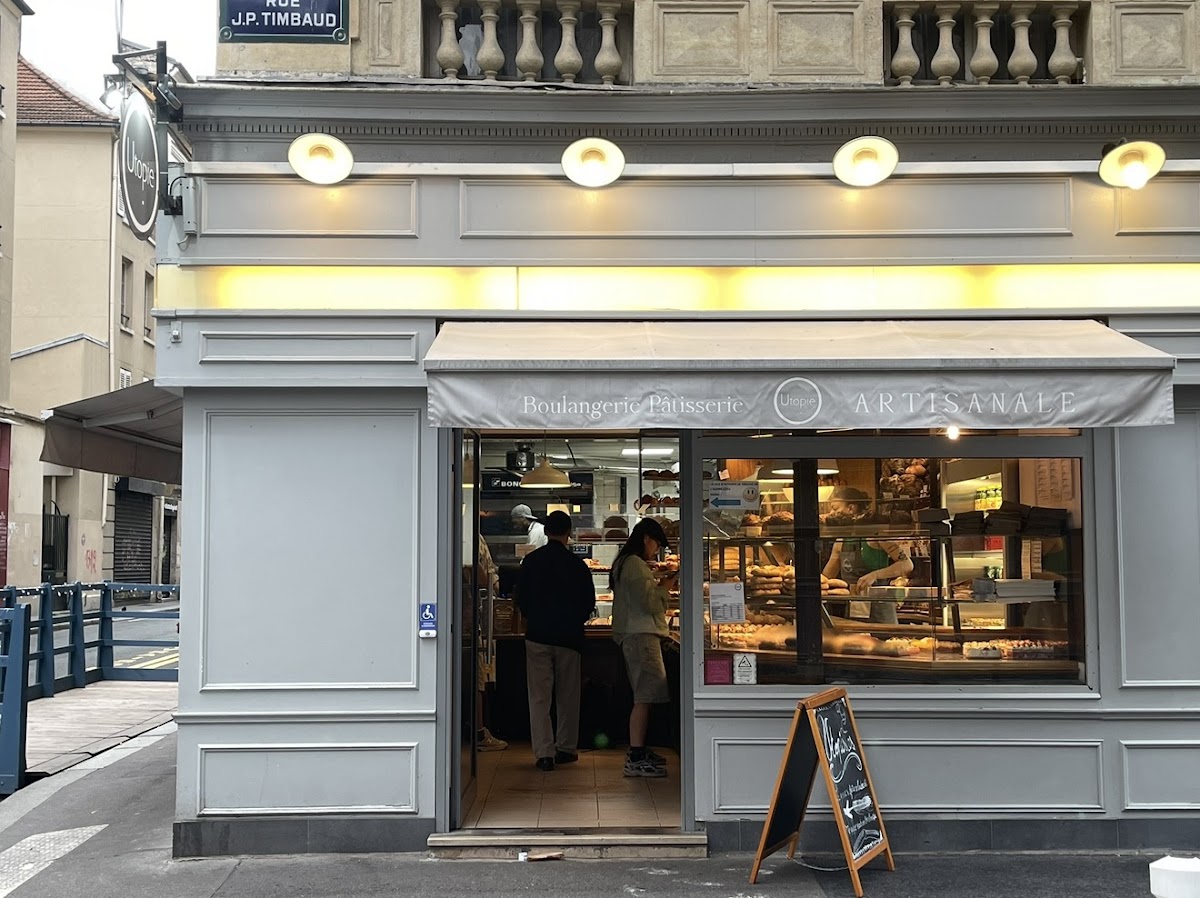 Intérieur de la boulangerie Utopie