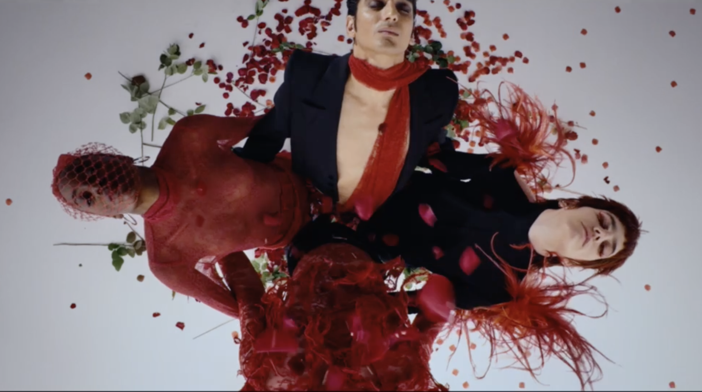 BEST COSTUME DESIGN AWARD