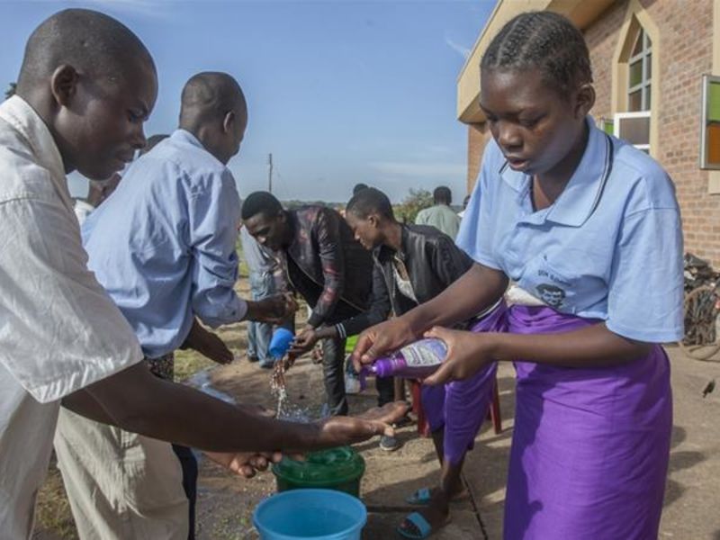 Malawi hand washing practices ahead of a three week lockdown.