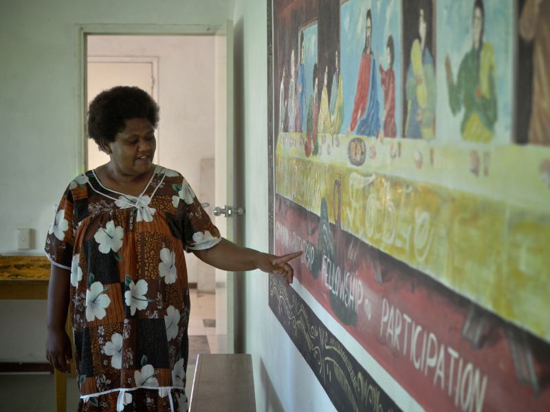 A woman teaching in a classroom in Vanuatu. World Bank.