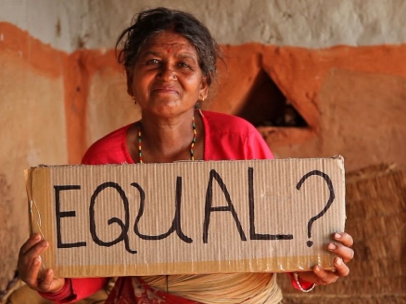 Woman in Nepal (Stephan Bachenheimer / World Bank)