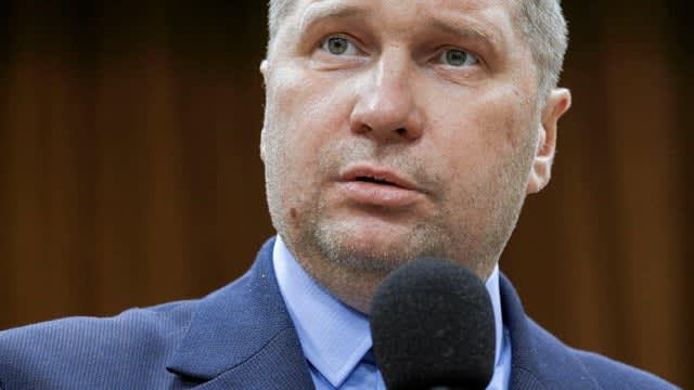 Zakaz hodowli zwierząt na futra. Czarnek oburzony. "Zwierzęta nie mają praw"