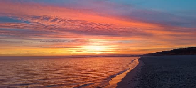 Piękny poranek w Gdańsku uchwycony o wschodzie słońca