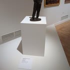 Dowiedziałem się, że mam własną rzeźbę w Muzeum Narodowym w Krakowie, a wy co? Dalej B2B i owocowe czwartki? Nawet mi was nie żal.