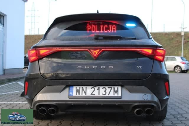 A po służbie jechaliśmy na kremówki...