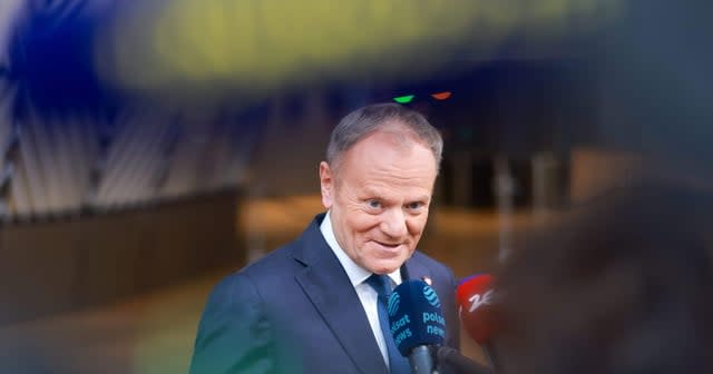 Europe must unite or it’s ‘finished,’ Poland’s Tusk warns as Trump salivates over Greenland