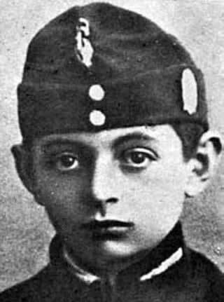 Antoni Petrykiewicz the youngest recipient of the Order of Virtuti Militari in history at age 14.