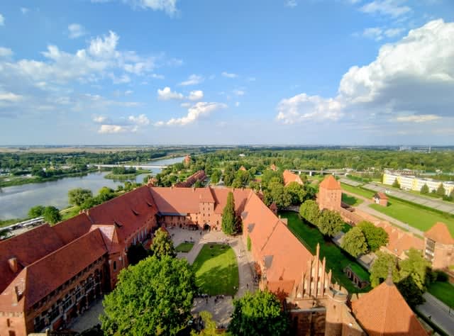 Malbork I ich myk na uniknięcie tłumów na wieży