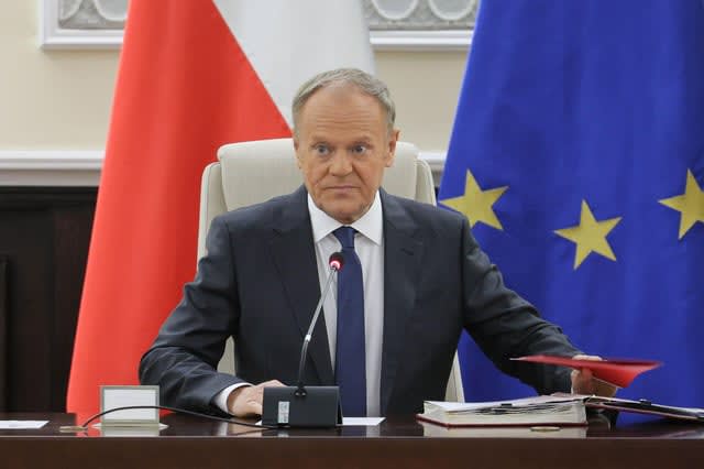 Donald Tusk zapewnił o pełnej determinacji w wyjaśnianiu polskich wątków w "szatańskim kręgu" Epsteina.