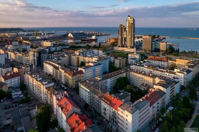 200 lat dla Gdyni! Właśnie minęło 100 lat odkąd Gdynia ma prawa miejskie. Czego życzycie dla miasta i mieszkańców?
