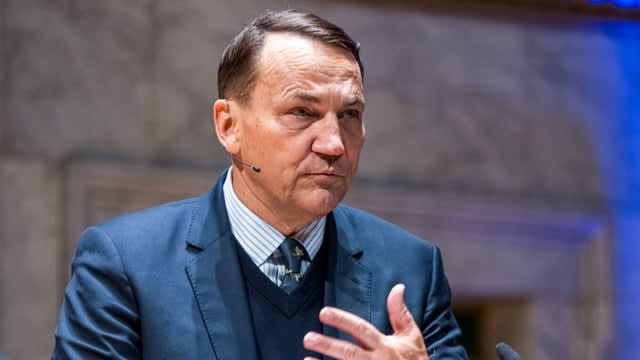 Europe deserves seat at Ukraine peace talks, says Polish FM