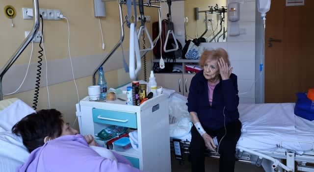 A priest, a farmer and a uniformed officer pay the least for health. Experts: it's time to put an end to privileges