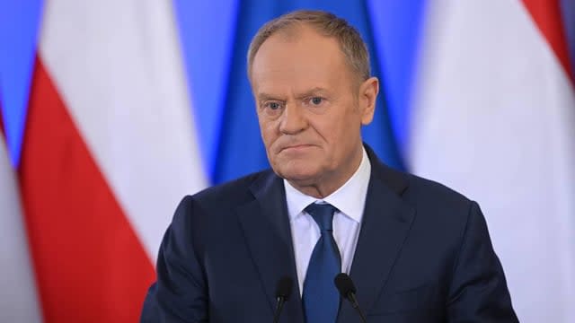 Program SAFE. Donald Tusk: Dotarły informacje, że prezydent zawetuje