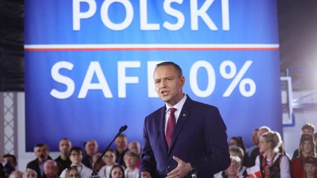 Most Poles oppose president’s veto of massive EU defense loan: survey