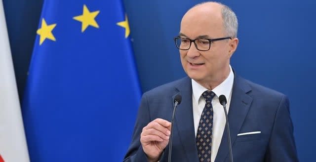 Parliament will not process Polish president's bill to replace EU defence loans with central bank profits
