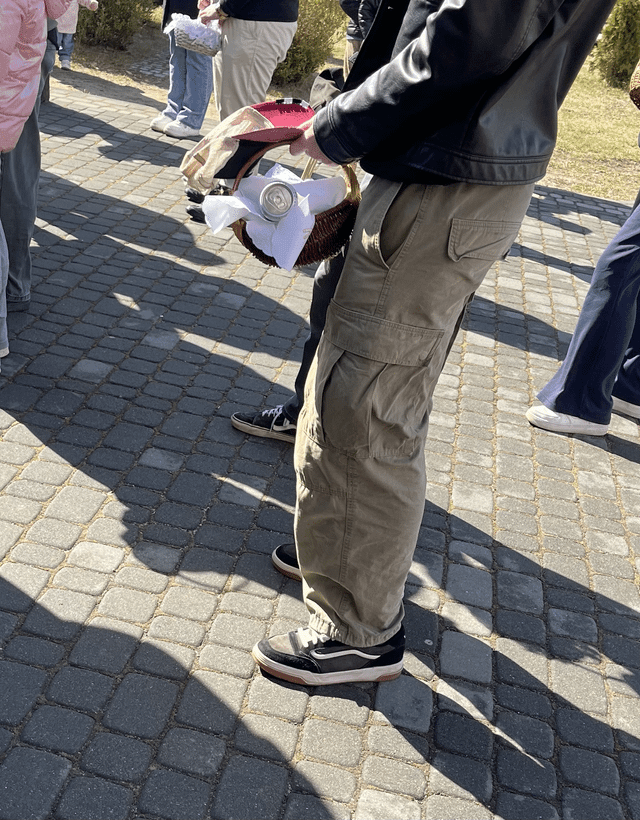 based baninianin i jego koszyczek