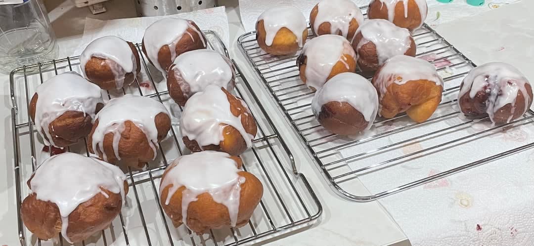 Cześć r/poland. I’m English and recently been baking some of your delicious desserts.