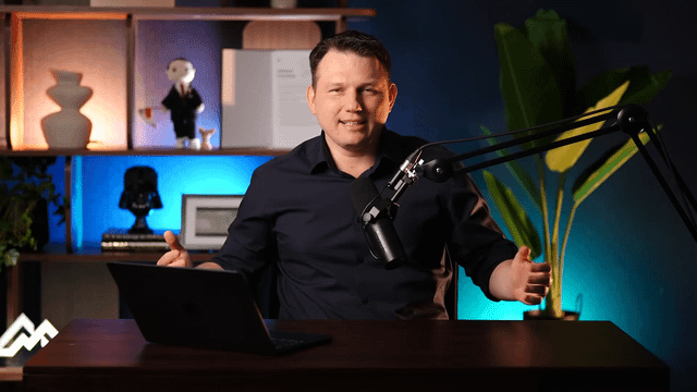 Mentzen krytykuje PiS za to, że pojechali na Węgry wspierać Orbana. Mentzen nie wspomina, że pojechali tam też jego partyjni koledzy: Bosak i Wipler.