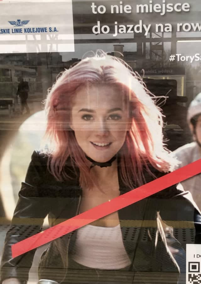 Purple hair goth girl is a menace to social order in Poland too