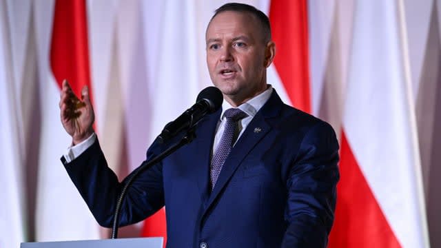 Polish president accidentally makes dead scientist professor
