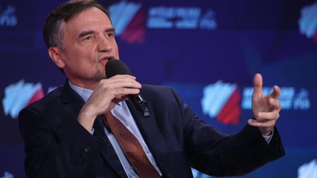 Poland warned US of ‘undue political interference’ over aiding fugitive ex-minister
