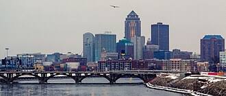 Des Moines Iowa skyline