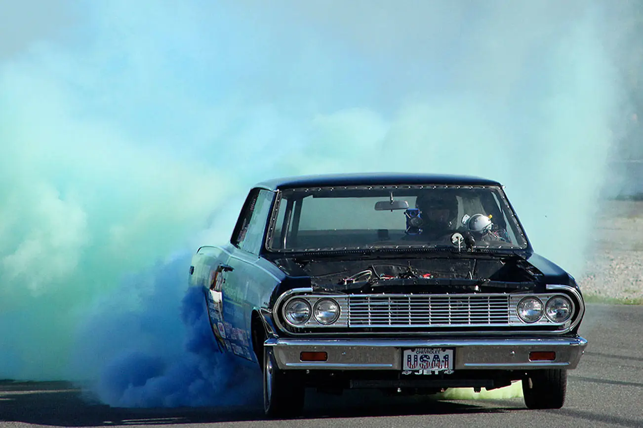Ron Buckholz's 1,598-Foot Burnout in a '64 Chevelle