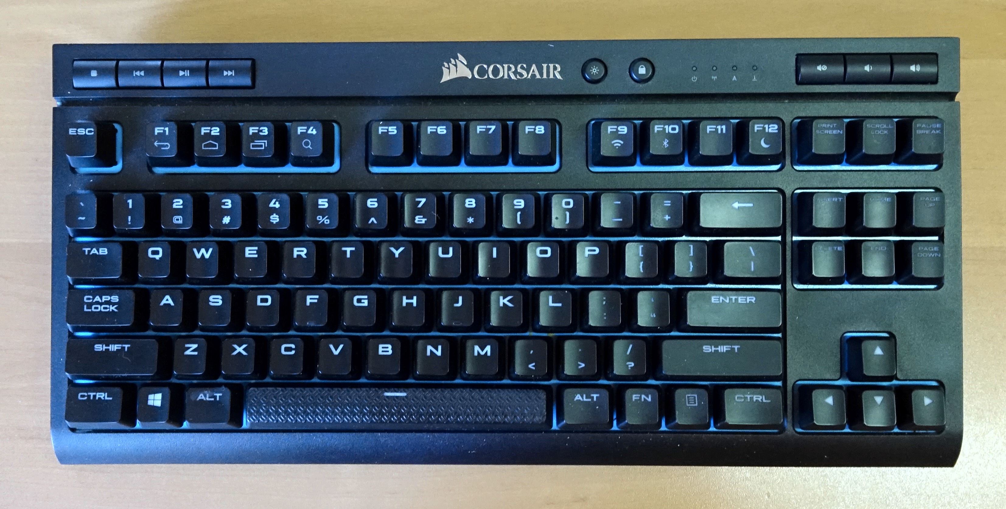 Игровая клавиатура без цифрового блока CORSAIR K52